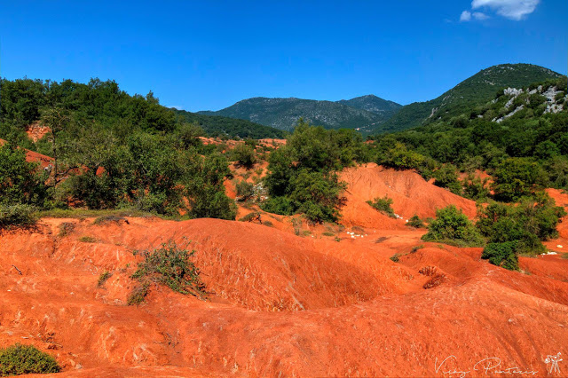 Το σπάνιο γεωλογικό φαινόμενο που μαγεύει: Δείτε τους κόκκινους αμμόλοφους στη ΠΡΕΒΕΖΑ με το φακό της Βονιτσάνας Vicky Pantazis - Φωτογραφία 11