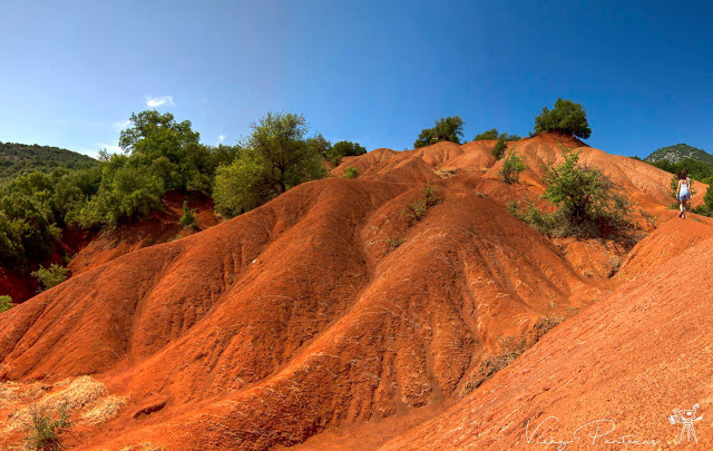 Το σπάνιο γεωλογικό φαινόμενο που μαγεύει: Δείτε τους κόκκινους αμμόλοφους στη ΠΡΕΒΕΖΑ με το φακό της Βονιτσάνας Vicky Pantazis - Φωτογραφία 3