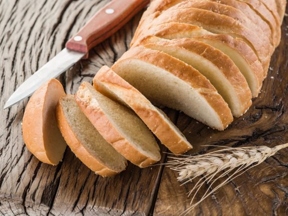 8 απίστευτα πράγματα που δεν ξέρεις ότι μπορείς να κάνεις με μια φέτα ψωμί - Φωτογραφία 1