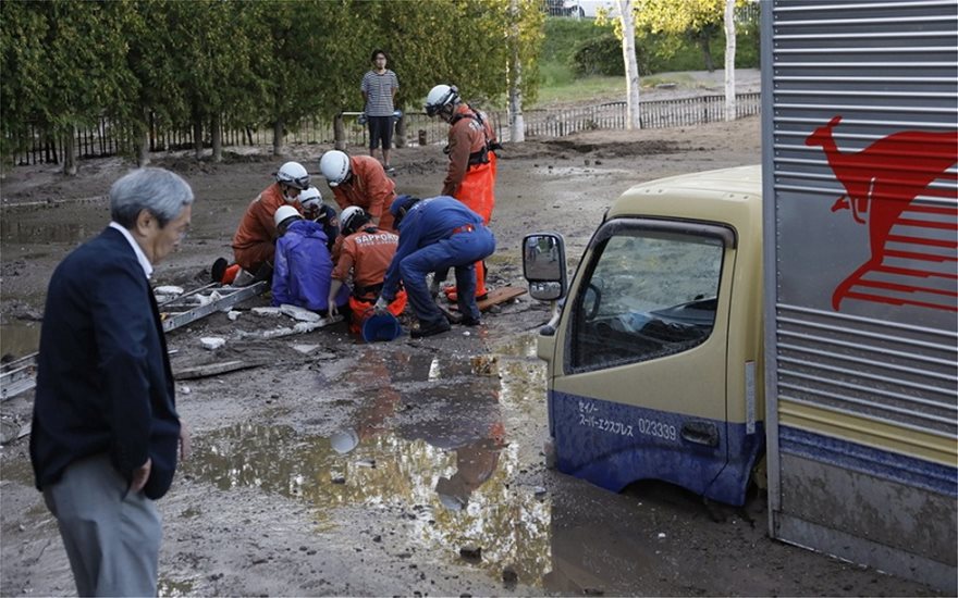 Εικόνες... Αποκάλυψης από τον σεισμό στην Ιαπωνία - Φωτογραφία 3