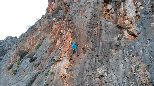 Με μεγάλη επιτυχία εξελίσσεται το 3ο Climbing Festival στο αναρριχητικό πεδίο «Μύτικας - Καμπλάφκα Αιτ/νίας» (φωτογραφίες) - Φωτογραφία 15