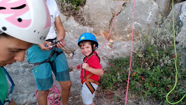 Με μεγάλη επιτυχία εξελίσσεται το 3ο Climbing Festival στο αναρριχητικό πεδίο «Μύτικας - Καμπλάφκα Αιτ/νίας» (φωτογραφίες) - Φωτογραφία 31