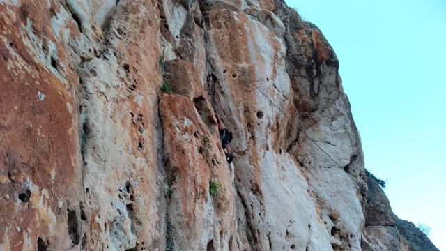 Με μεγάλη επιτυχία εξελίσσεται το 3ο Climbing Festival στο αναρριχητικό πεδίο «Μύτικας - Καμπλάφκα Αιτ/νίας» (φωτογραφίες) - Φωτογραφία 53