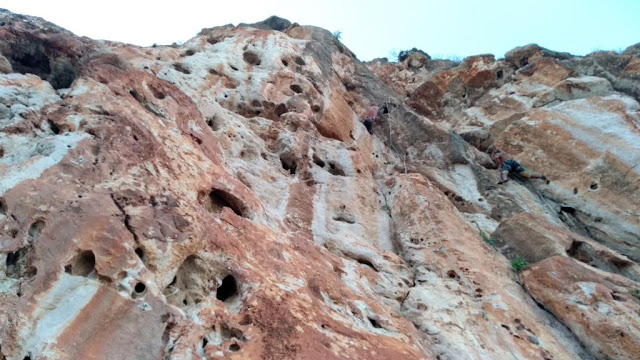 Με μεγάλη επιτυχία εξελίσσεται το 3ο Climbing Festival στο αναρριχητικό πεδίο «Μύτικας - Καμπλάφκα Αιτ/νίας» (φωτογραφίες) - Φωτογραφία 55