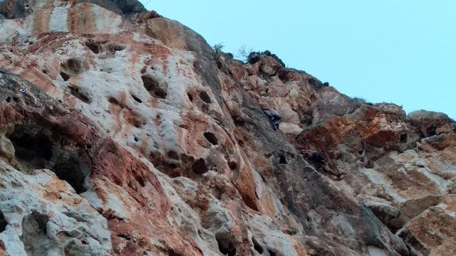 Με μεγάλη επιτυχία εξελίσσεται το 3ο Climbing Festival στο αναρριχητικό πεδίο «Μύτικας - Καμπλάφκα Αιτ/νίας» (φωτογραφίες) - Φωτογραφία 58