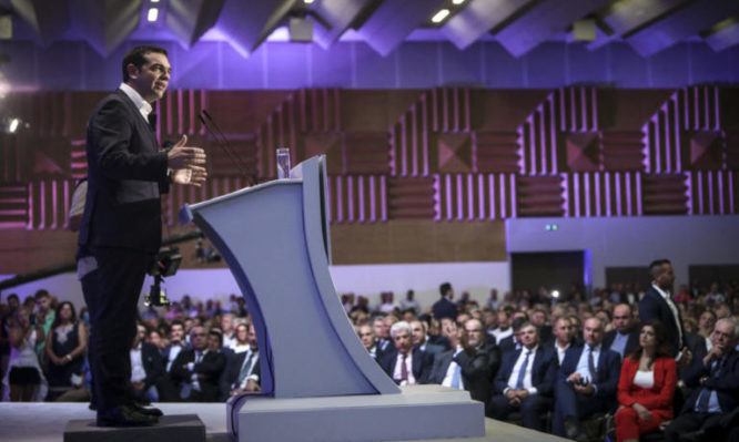 Προεκλογική εμφάνιση του Αλέξη Τσίπρα στη ΔΕΘ: Τι εξήγγειλε για την Υγεία - Φωτογραφία 1