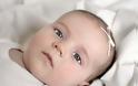 Γιατί τα μωρά γεννιούνται με γκρίζα μάτια;