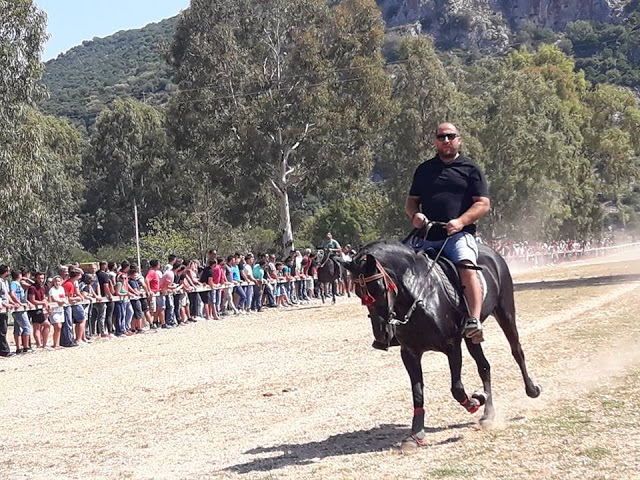 Εντυπωσίασαν οι 10οι Ιππικοί αγώνες στη ΒΟΝΙΤΣΑ | ΦΩΤΟ: Στέλλα Λιάπη - Φωτογραφία 35