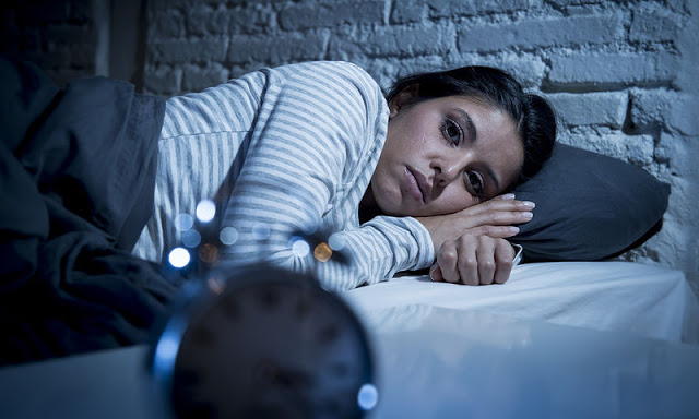 Ποια η σχέση του ύπνου με την κατάθλιψη; Τι έδειξε νέα έρευνα; - Φωτογραφία 1