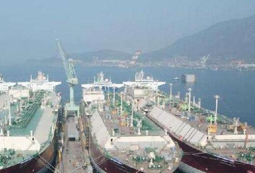 Πρόταση εξαγοράς των ναυπηγείων Ελευσίνας και Σκαραμαγκά από την αμερικανική ONEX - Φωτογραφία 1