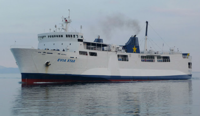 Μαρμάρι: Μηχανική βλάβη στο πλοίο «EVIA STAR» που είχε προορισμό την Ραφήνα - Φωτογραφία 1