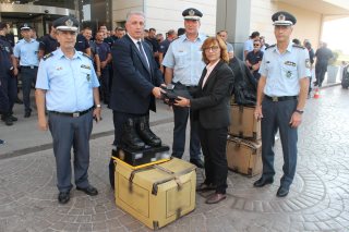 Προσφορά ειδικού υπηρεσιακού εξοπλισμού στην Ελληνική Αστυνομία - Φωτογραφία 6