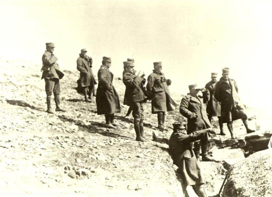 Η Μικρασιατική Καταστροφή: Ο «Μαύρος Αύγουστος» του 1922 - Φωτογραφία 4