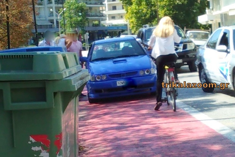 Δείτε τι συμβαίνει όταν παρκάρεις σε ποδηλατόδρομο στα Τρίκαλα - Φωτογραφία 1