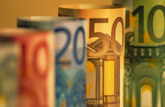 Κοινωνικό μέρισμα 2018: Θα δοθούν 650 ευρώ, σε ποιους και πότε; Όλη η αλήθεια - Φωτογραφία 1