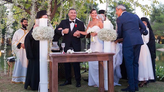 Αντώνης Ρέμος – Υβόννη Μπόσνιακ: Το φωτογραφικό άλμπουμ του παραμυθένιου γάμου τους! - Φωτογραφία 2