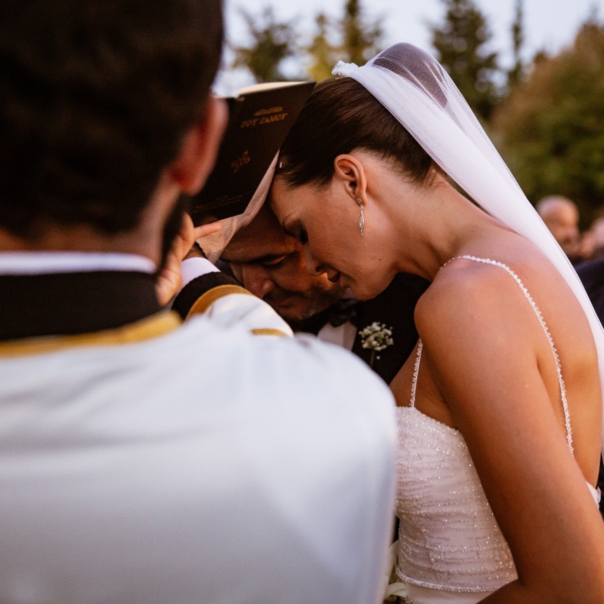 Αντώνης Ρέμος – Υβόννη Μπόσνιακ: Το φωτογραφικό άλμπουμ του παραμυθένιου γάμου τους! - Φωτογραφία 23