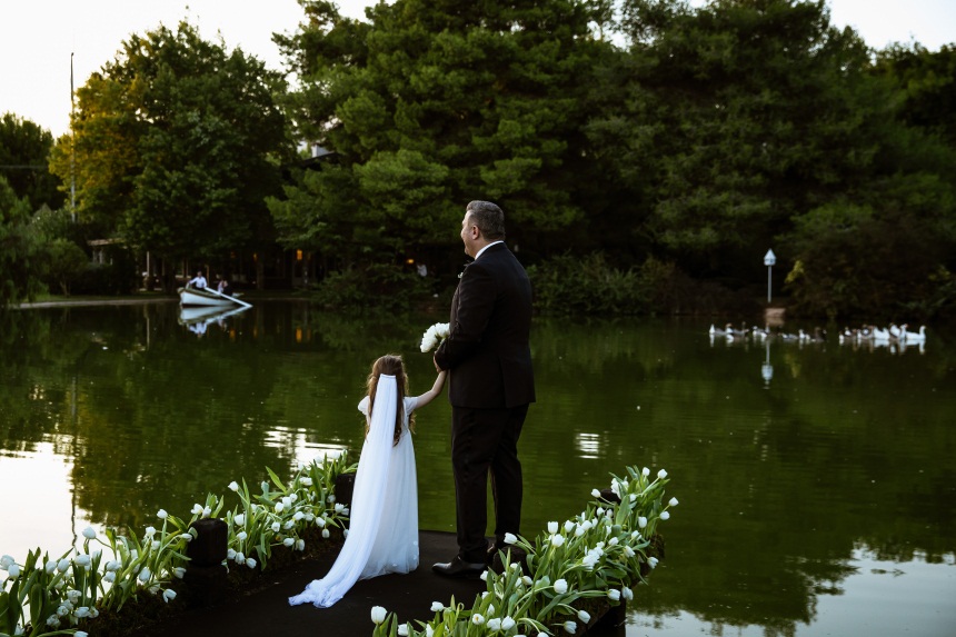 Αντώνης Ρέμος – Υβόννη Μπόσνιακ: Το φωτογραφικό άλμπουμ του παραμυθένιου γάμου τους! - Φωτογραφία 5