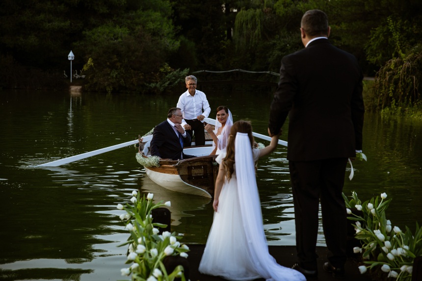 Αντώνης Ρέμος – Υβόννη Μπόσνιακ: Το φωτογραφικό άλμπουμ του παραμυθένιου γάμου τους! - Φωτογραφία 6