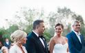 Αντώνης Ρέμος – Υβόννη Μπόσνιακ: Το φωτογραφικό άλμπουμ του παραμυθένιου γάμου τους! - Φωτογραφία 15