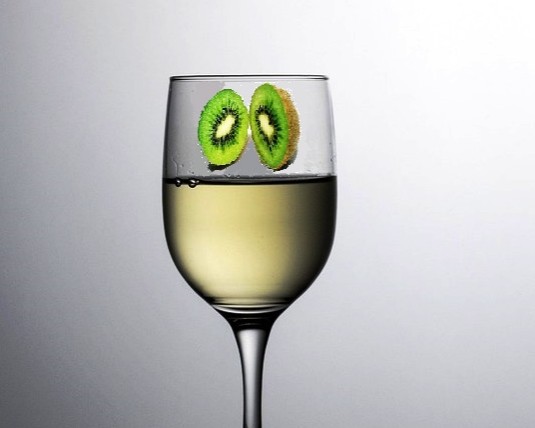 Τι σημαίνει ότι το κρασί μας έχει νότες ακτινίδιου; - Φωτογραφία 1