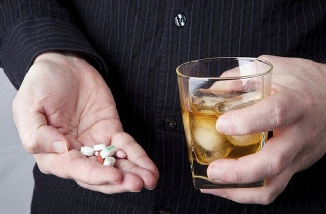Φάρμακα και αλκοόλ: Όλοι οι θανατηφόροι συνδυασμοί - Φωτογραφία 1