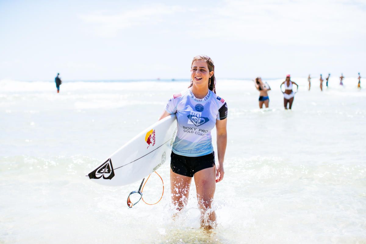 Η 16χρονη σέρφερ που «δαμάζει τα κύματα» κέρδισε $100,000 σε 7 μήνες! - Φωτογραφία 3