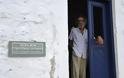 Αλέξανδρος Ζυγούρης: Ο γλύπτης του Καστελόριζου που περπατά ξυπόλητος και ζει χωρίς ρεύμα - Φωτογραφία 5