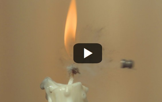 Slow motion: Αεροβόλο VS Κερί [video] - Φωτογραφία 1