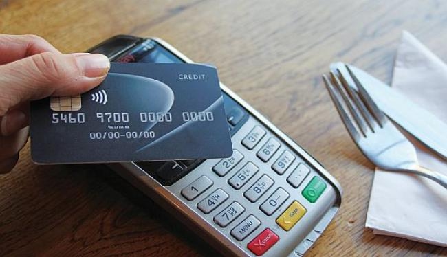 Ανέπαφες πληρωμές με κάρτα: Βολικές αλλά και επικίνδυνες. Οι τρόποι προστασίας - Φωτογραφία 1