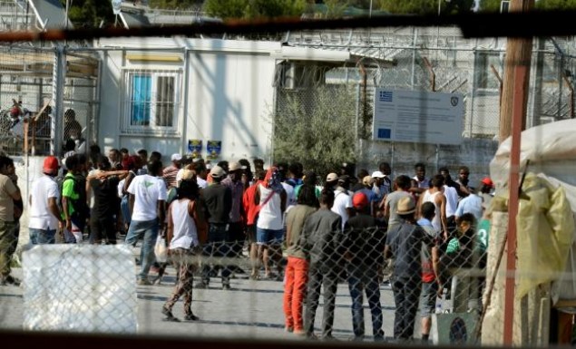 «Αδειάζει» η Μόρια από «μετανάστες» - Τους στέλνουν σε Θεσσαλονίκη, Ιωάννινα και Πρέβεζα - Φωτογραφία 1