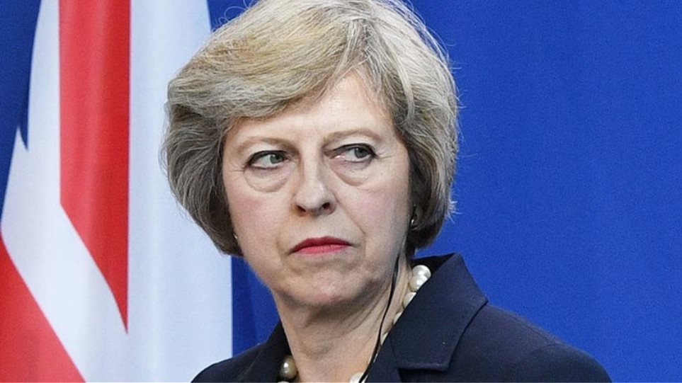 Daily Mirror: «Έσπασε το Brexit σου, Τερέζα Μέι» - Φωτογραφία 1