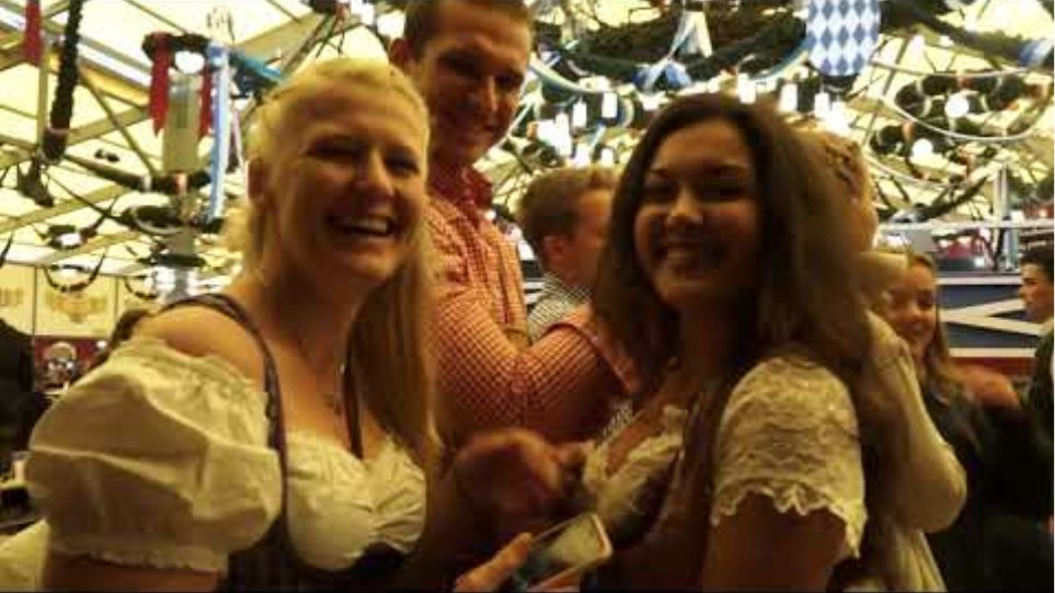 Ξεκίνησε το περίφημο Oktoberfest - «Πλημμύρισαν» μπύρα και λουκάνικα οι δρόμοι του Μονάχου - Φωτογραφία 2