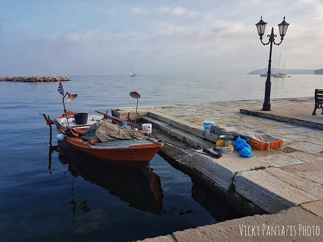 ΒΟΝΙΤΣΑ και ψαροκάϊκα με το φακό της Vicky Pantazis - Φωτογραφία 5