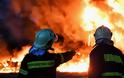 Θεσσαλονίκη: Μεγάλη φωτιά στη βιομηχανική περιοχή της Σίνδου