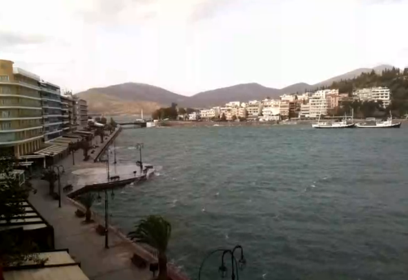 Θυελλώδεις άνεμοι στη Χαλκίδα - Δείτε LIVE εικόνα! - Φωτογραφία 1
