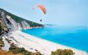 Συρματοπλέγματα στις πιο διάσημες παραλίες του Ιονίου - Φωτογραφία 5