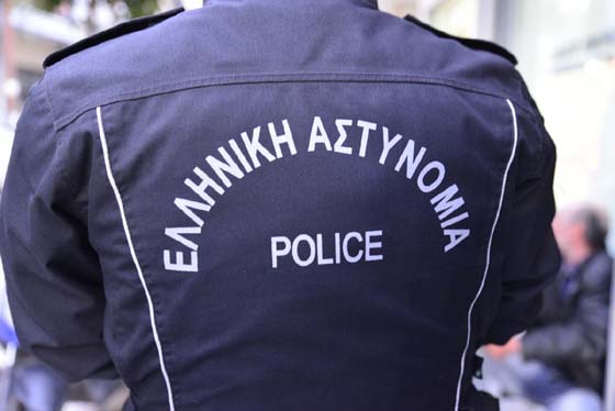 Γαργάρα οι συνδικαλιστές Θεσσαλονίκης - Κείμενο αστυνομικού - Φωτογραφία 1