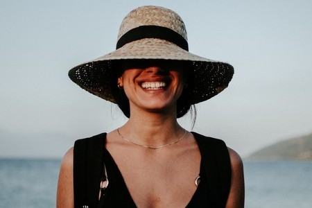 9 λόγοι που θα σε πείσουν πως πρέπει να χαμογελάς πιο συχνά - Φωτογραφία 1