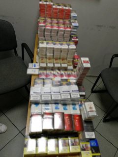 Συλλήψεις και κατασχέσεις χιλιάδων λαθραίων πακέτων τσιγάρων από την Οικονομική Αστυνομία - Φωτογραφία 5