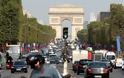 Η πρώτη «καμπάνα» για καμάκι στη Γαλλία: 3 μήνες φυλακή και 300 ευρώ πρόστιμο