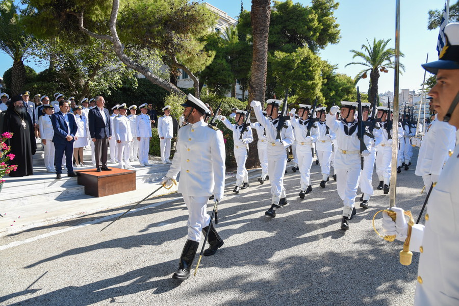 Ορκωμοσία πρωτοετών Ναυτικών Δοκίμων ΠΝ και Δοκίμων Σημαιοφόρων ΛΣ (ΦΩΤΟ) - Φωτογραφία 13