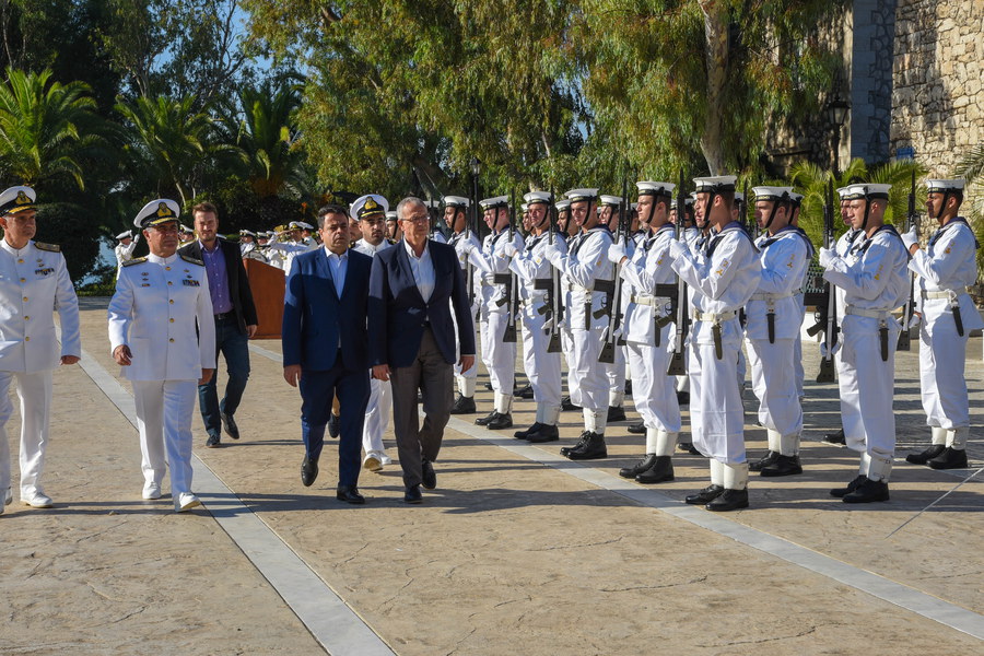 Ορκωμοσία πρωτοετών Ναυτικών Δοκίμων ΠΝ και Δοκίμων Σημαιοφόρων ΛΣ (ΦΩΤΟ) - Φωτογραφία 2