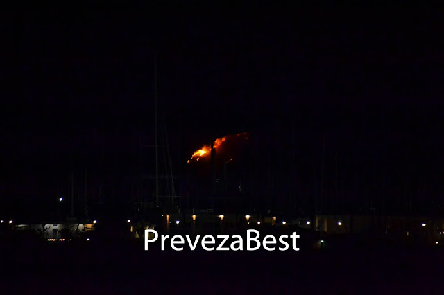 Και απο την ΠΡΕΒΕΖΑ ορατή η φωτιά, που κατακαίει στο ΜΟΝΑΣΤΗΡΑΚΙ Βόνιτσας | ΦΩΤΟ - Φωτογραφία 1