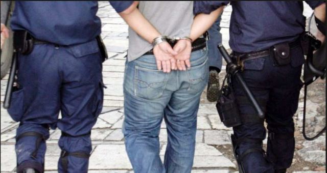 Δεκάδες συλλήψεις και προσαγωγές στην Πελοπόννησο - Φωτογραφία 1