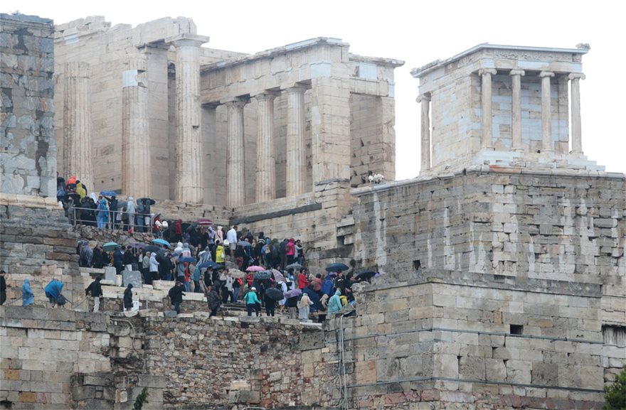 Πώς θα κινηθεί τις επόμενες ώρες ο κυκλώνας Ζορμπάς - Πότε αναμένεται στην Αττική - Φωτογραφία 4