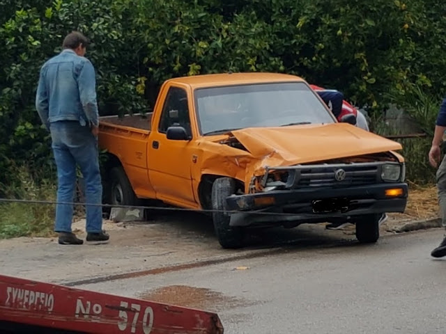 Τροχαίο ατύχημα στη Λευκάδα – Αγροτικό μπήκε σε αυλή σπιτιού! (ΔΕΙΤΕ ΦΩΤΟ) - Φωτογραφία 3