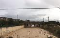 Κατέρρευσε γέφυρα στα Μέγαρα από τον κυκλώνα Ζορμπά - Φωτογραφία 2
