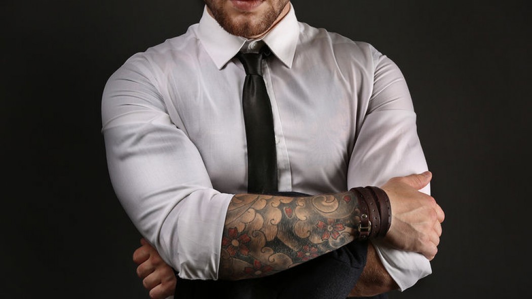 Ο απίστευτος λόγος που οι γυναίκες ελκύονται από τους άντρες με τατουάζ! - Φωτογραφία 1