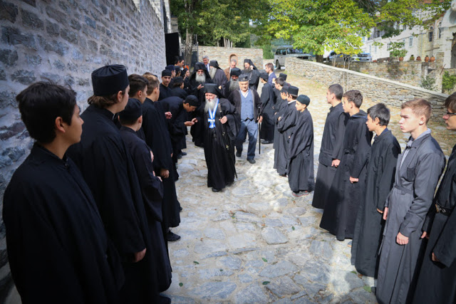 11108 - Ο Αγιασμός για τη νέα σχολική χρονιά στην Αθωνιάδα - Φωτογραφία 33